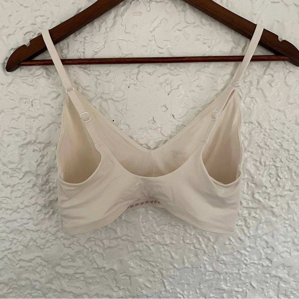 Women’s Yitty Smoothed Reality Plunge Bra Size Medium in On My Ivories - Picture 7 of 11